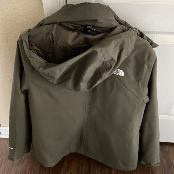 Women’s Jacket - Picture 3 of 3